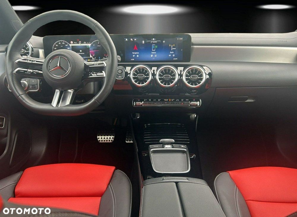 Mercedes-Benz CLA 220 d 4-Matic AMG Line 8G-DCT - 10