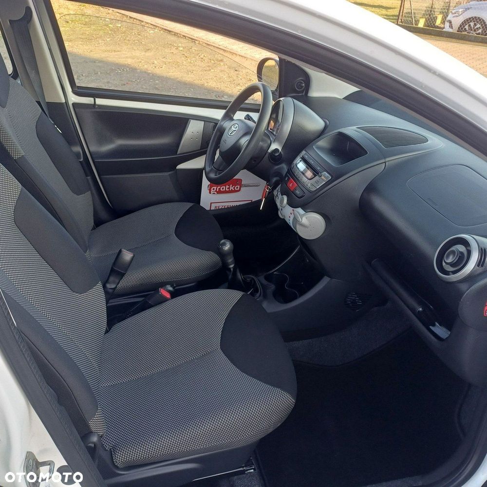 Toyota Aygo - 11