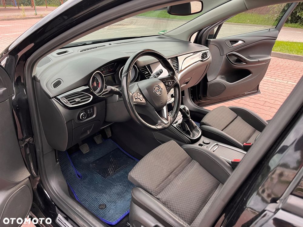 Opel Astra 1.6 D (CDTI) Start/Stop Innovation - 11