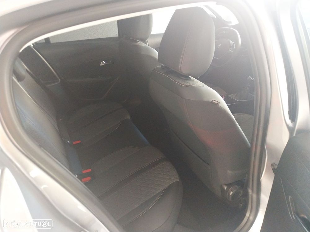 Peugeot 208 1.2 PureTech Allure Pack - 9