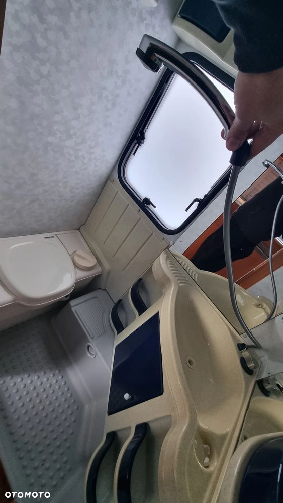 Adria UNICA 462 LU - 9