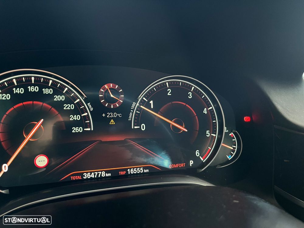 BMW 730 d Pack M - 26