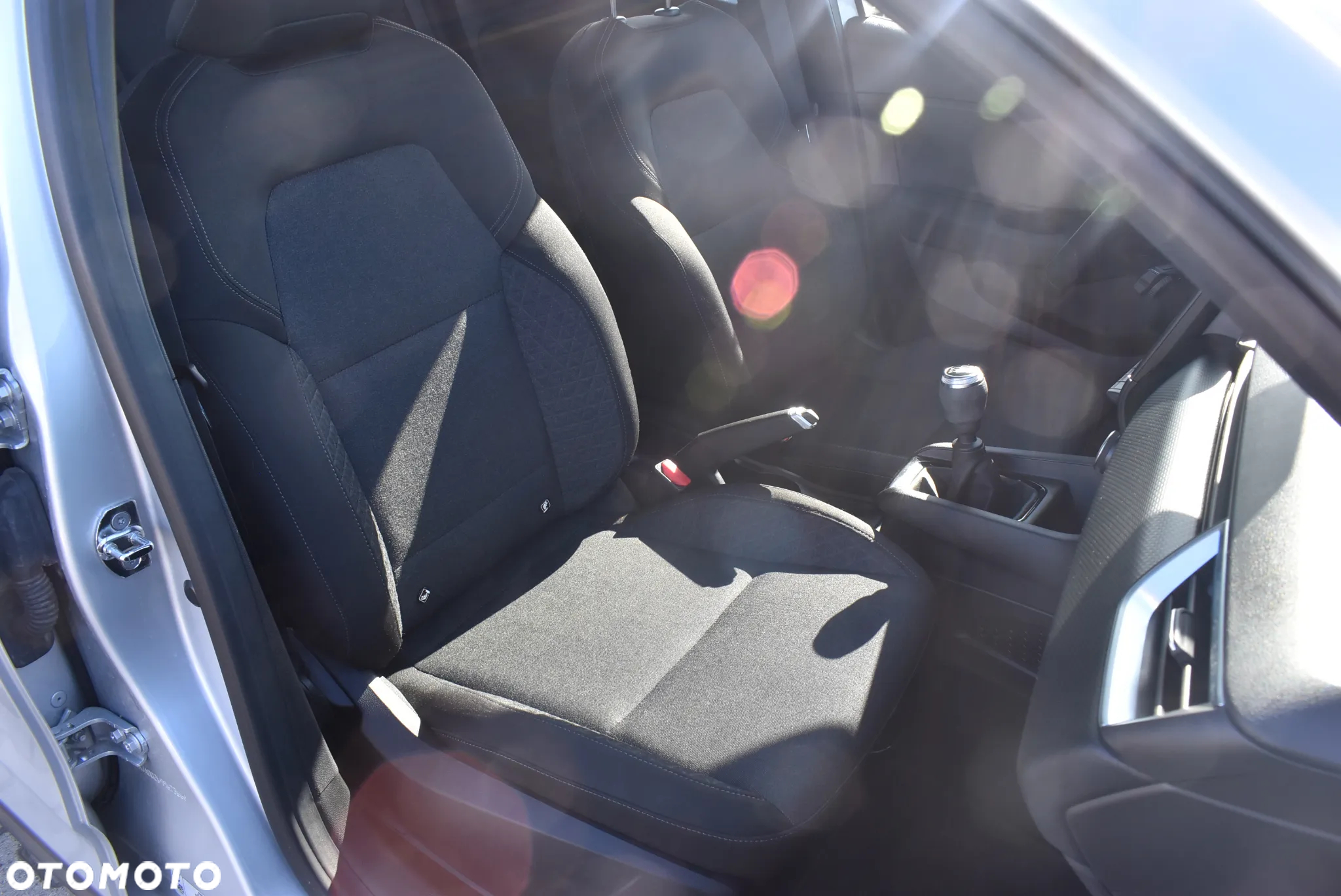 Renault Clio 1.0 TCe Equilibre - 18