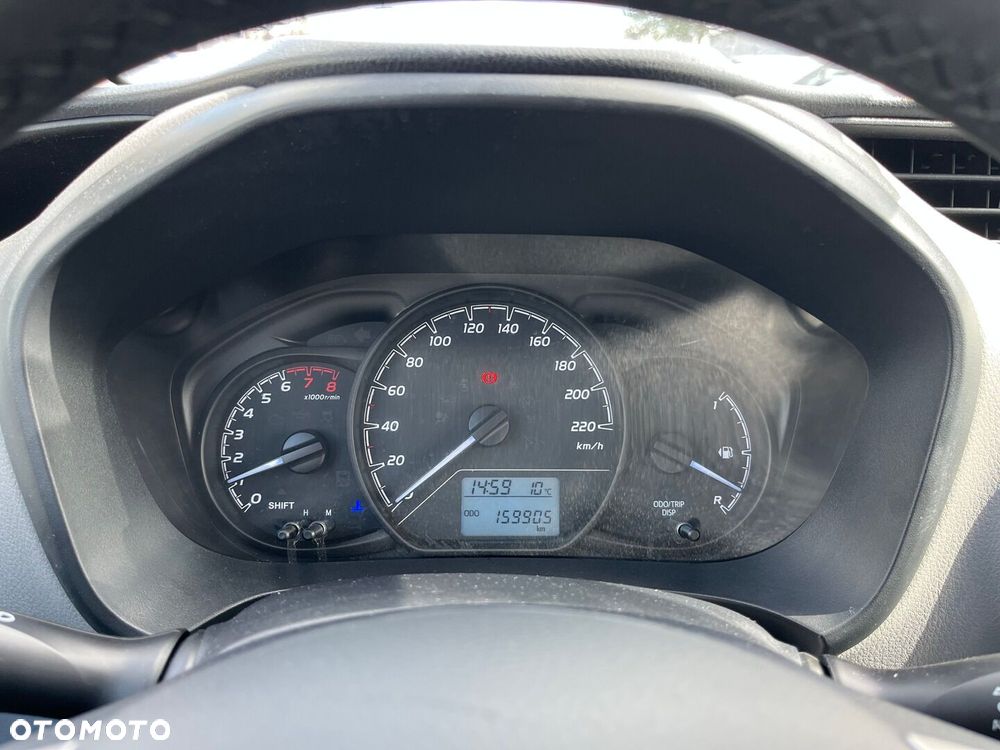 Toyota Yaris - 12