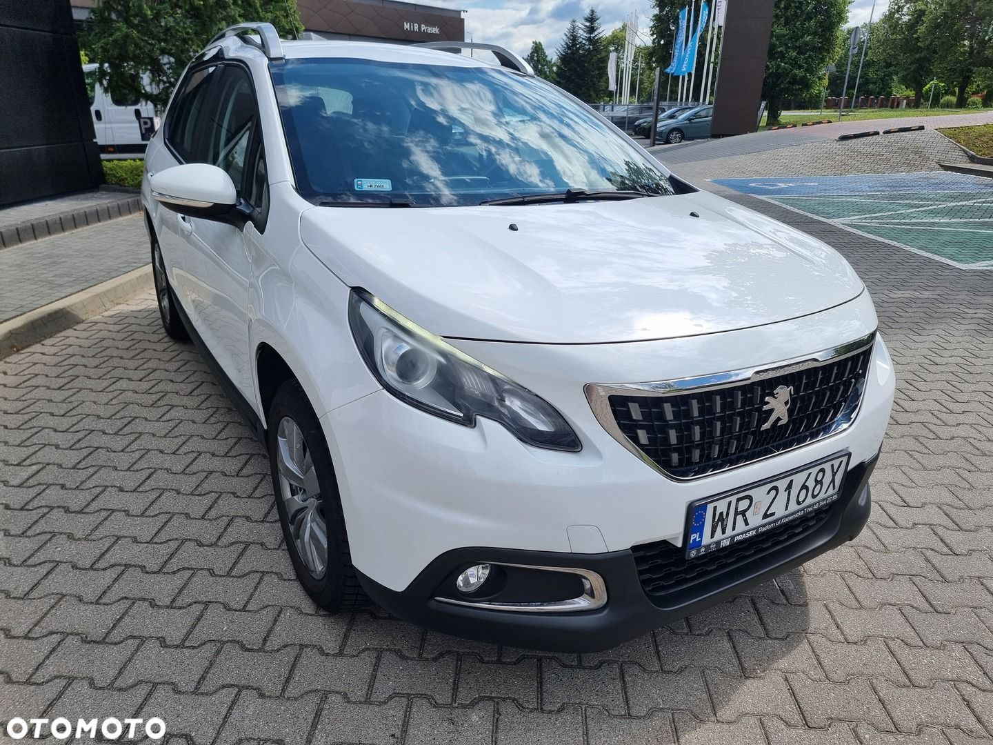 Peugeot 2008 1.2 Pure Tech Active S&S - 7