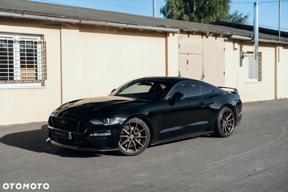 Ford Mustang - 4