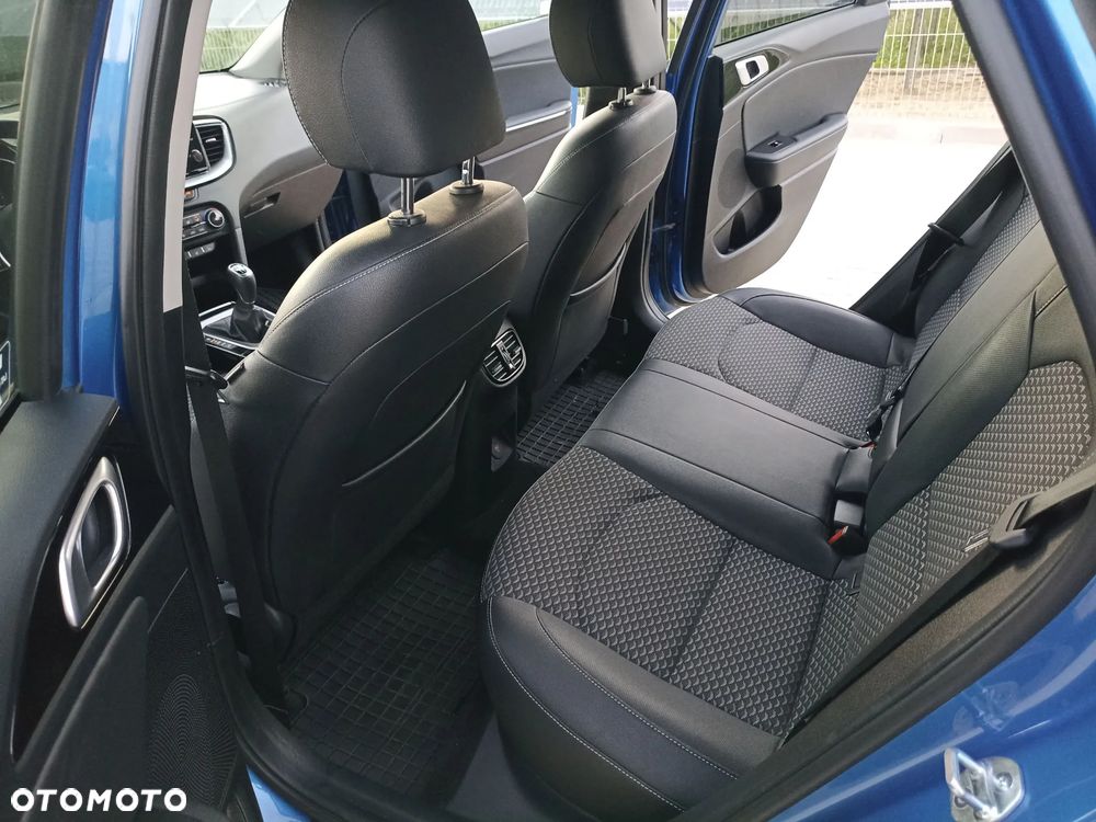 Kia Ceed 1.5 T-GDI L - 17