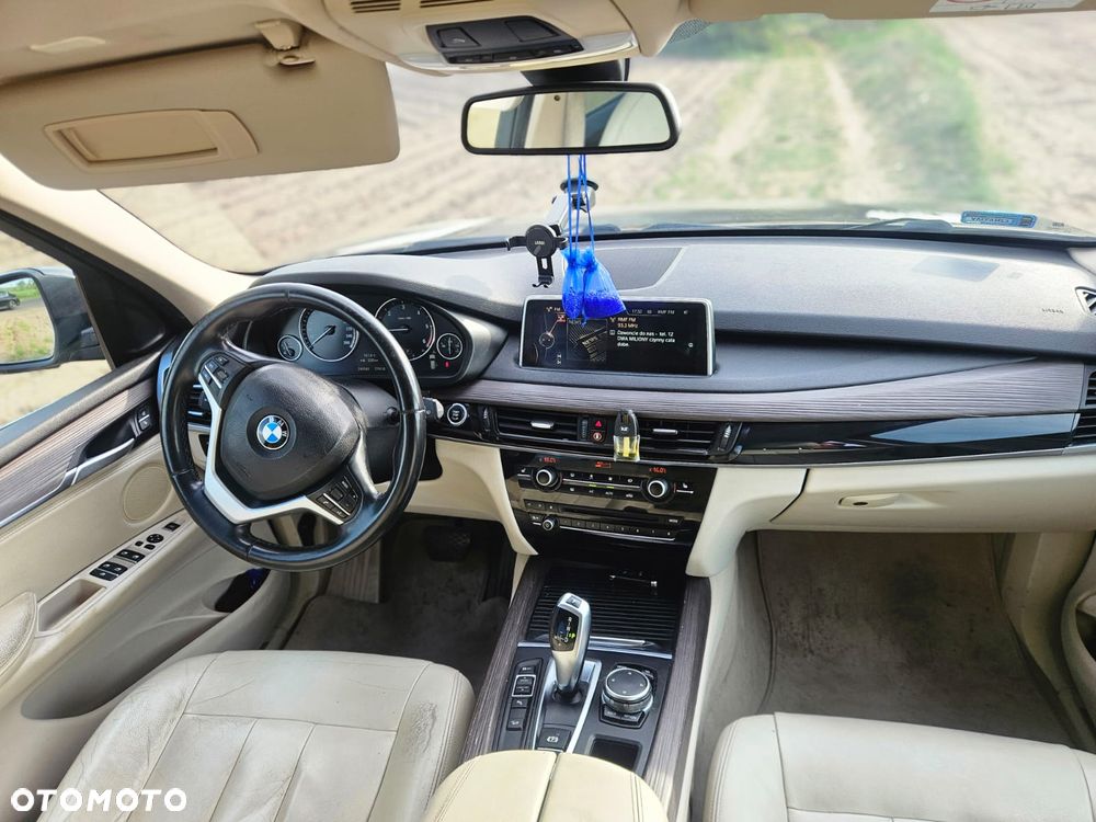 BMW X5 xDrive25d - 10