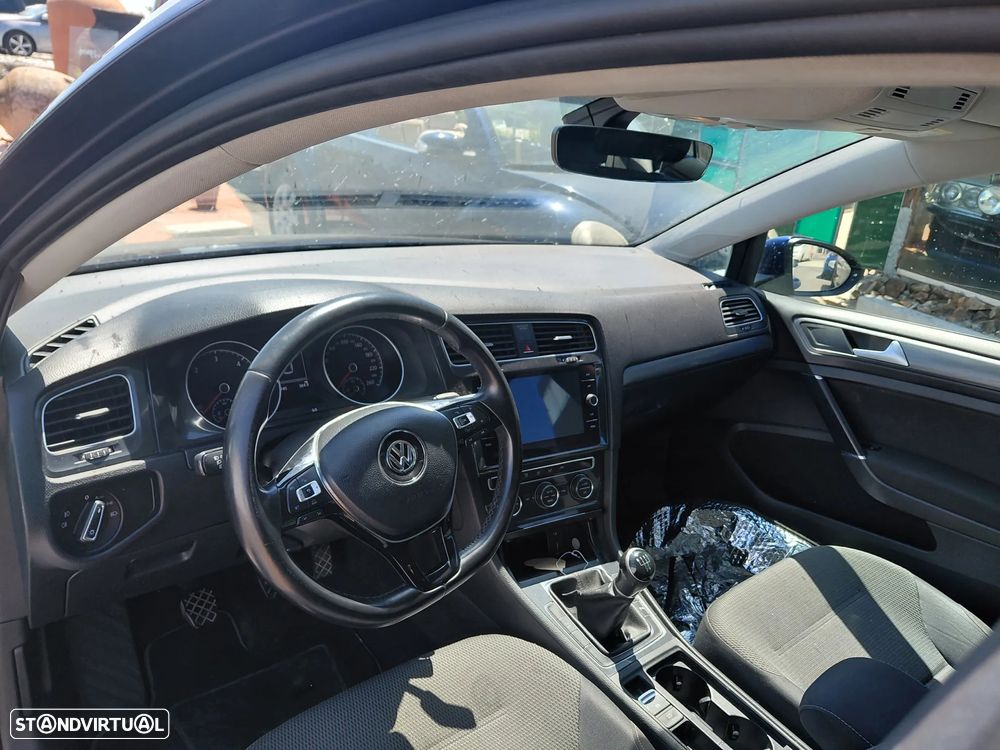 VW Golf Variant 1.6 TDi Highline - 13