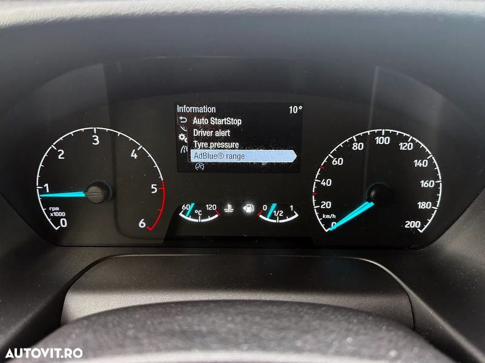Ford Tourneo Custom 320 L2H1 VA Titanium - 27
