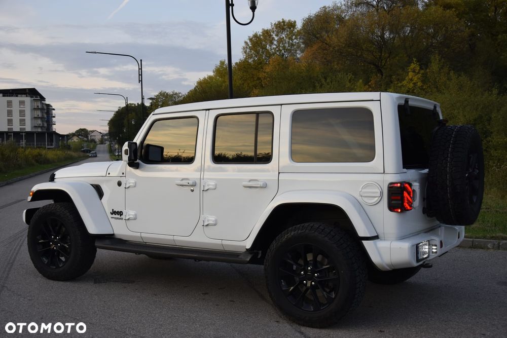 Jeep Wrangler - 6