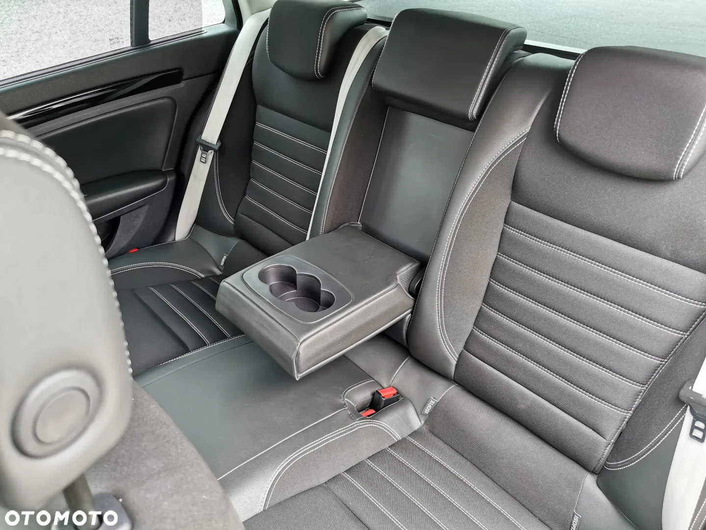 Renault Laguna Grandtour dCi 150 FAP Bose - 14