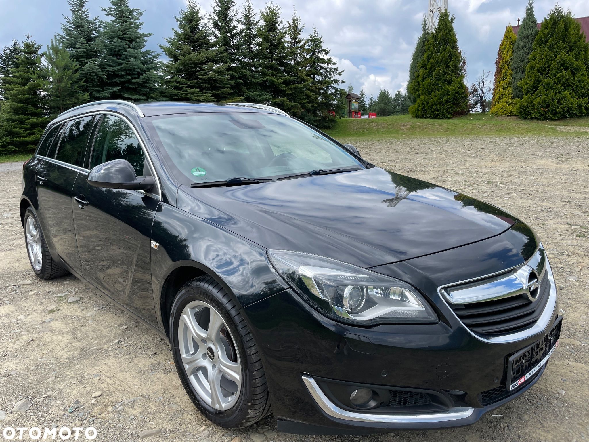 Opel Insignia - 1