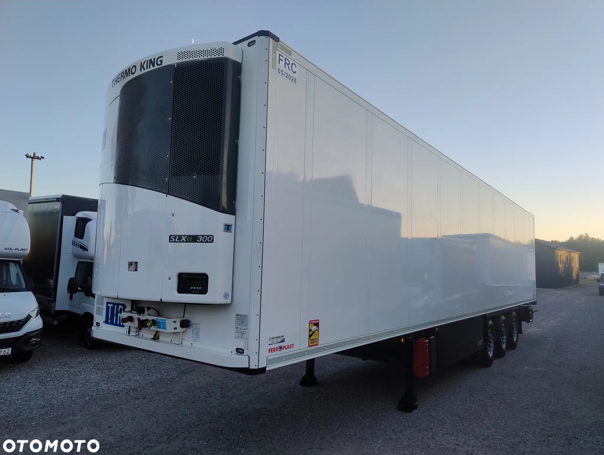 Schmitz Cargobull SCHMITZ Cargobull * THERMO KING SLXs 300* ZNAKOMITY STAN !!! - 3