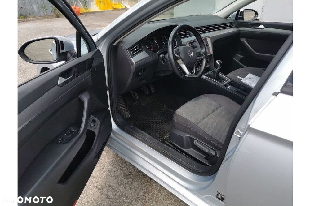 Volkswagen Passat 2.0 TDI EVO Essence - 7