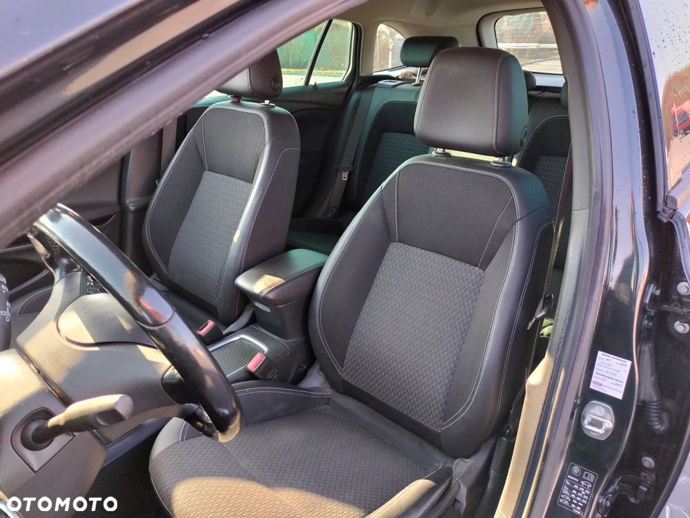 Opel Astra 1.6 D (CDTI) Automatik Business - 24