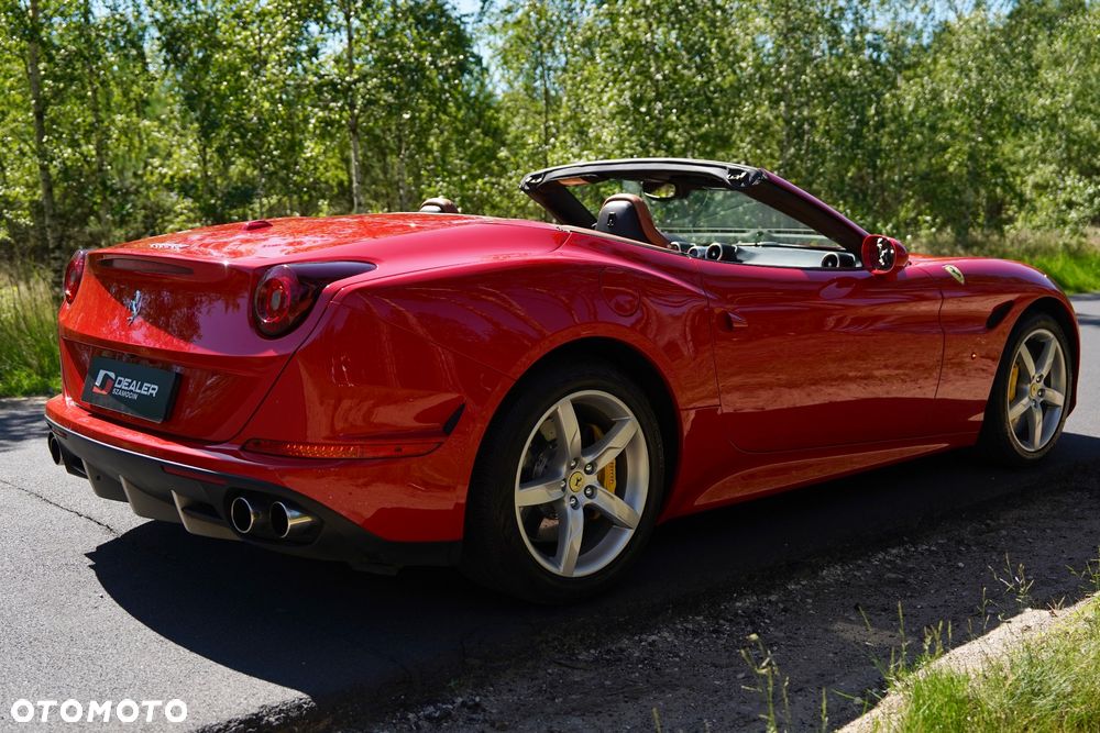 Ferrari California T - 4