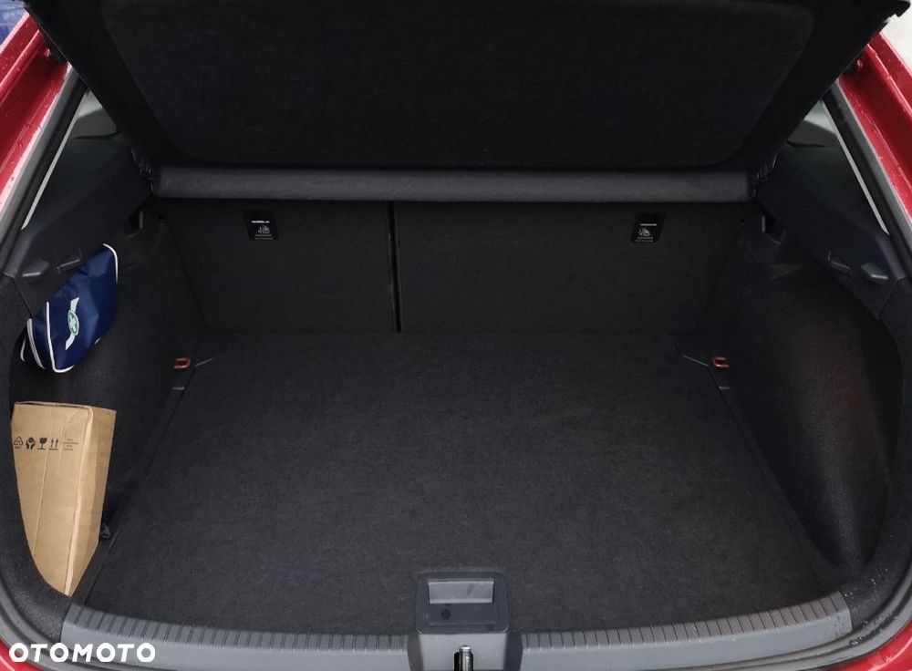 Volkswagen Taigo 1.5 TSI ACT Style DSG - 19