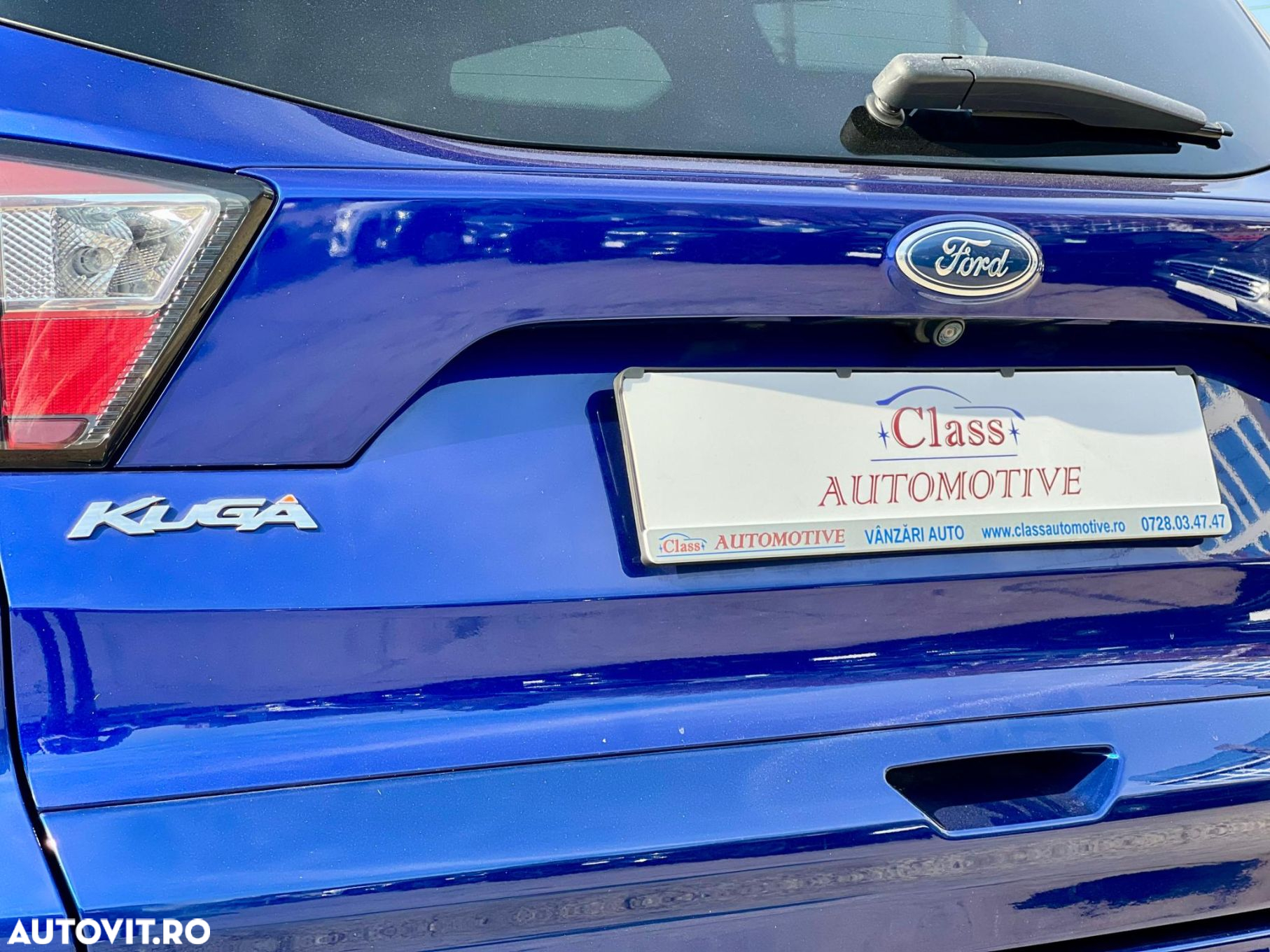 Ford Kuga 2.0 TDCi 4WD Powershift ST-Line - 8