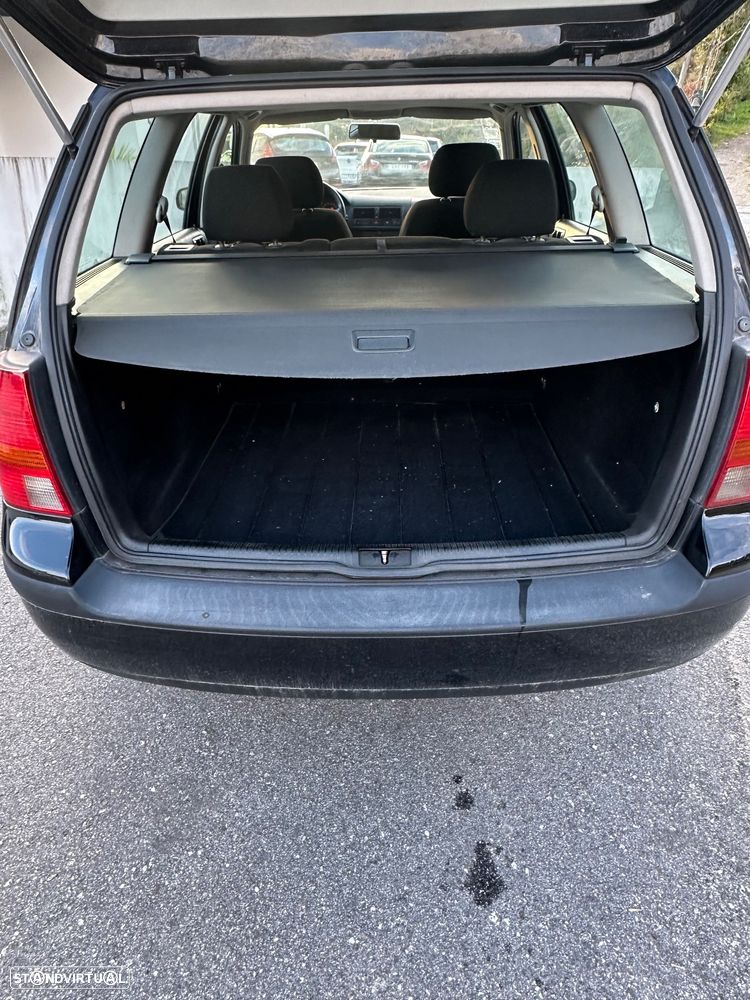 VW Golf 1.9 TDi Confortline - 5