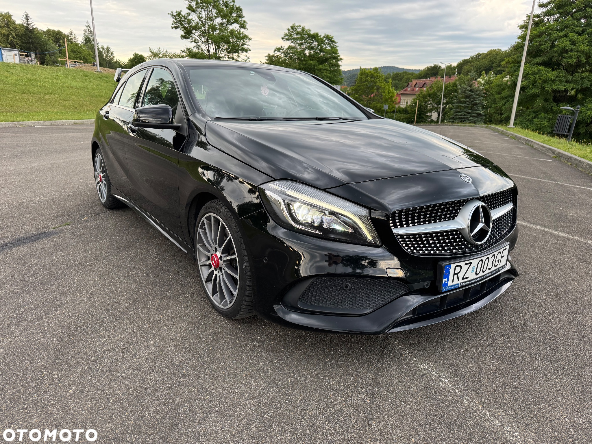 Mercedes-Benz Klasa A 220 4Matic 7G-DCT AMG Line - 2