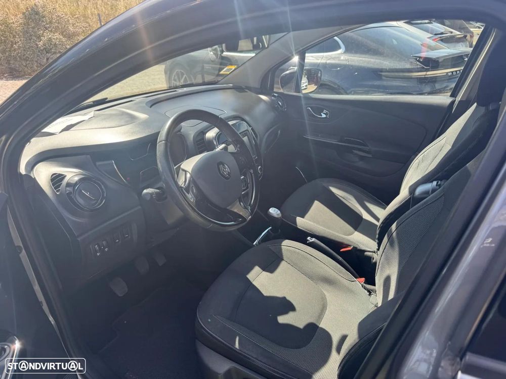Renault Captur 1.5 dCi Exclusive - 21