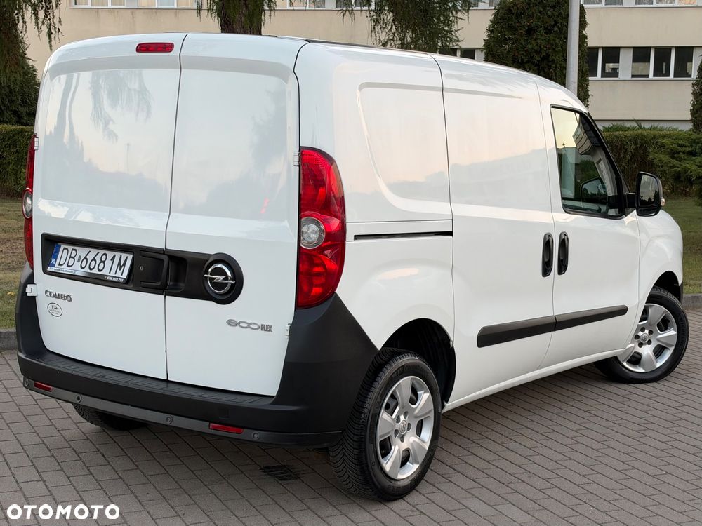 Opel Combo - 21