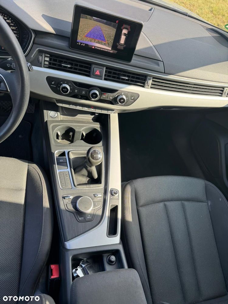 Audi A4 Avant 2.0 TDI DPF clean diesel Ambiente - 17