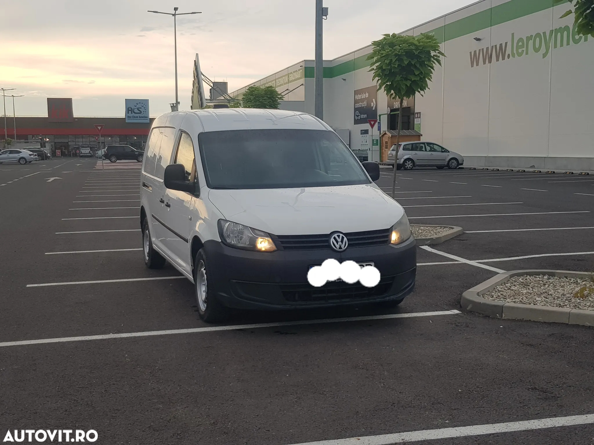 Volkswagen Caddy Maxi 1.6 TDI - 2
