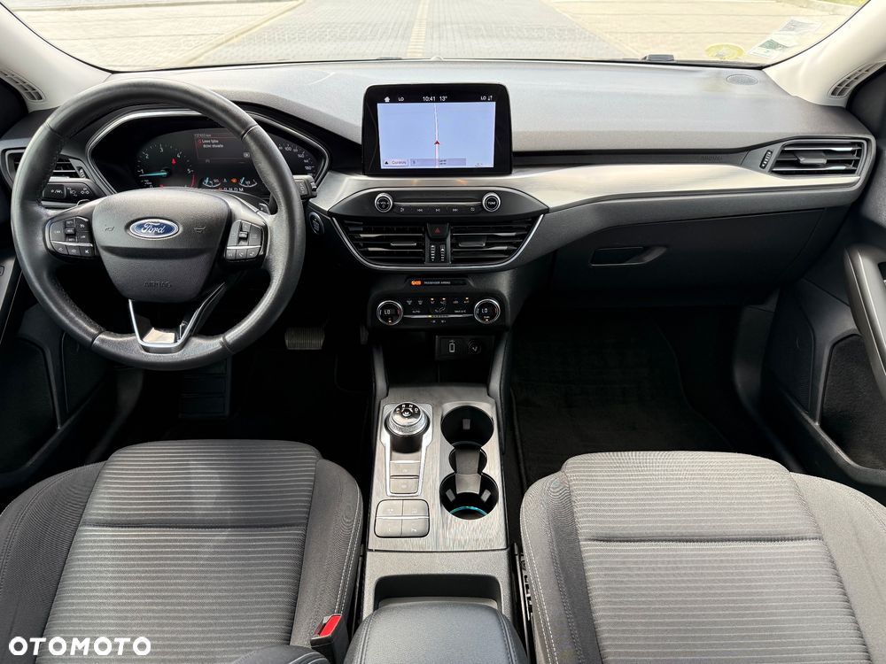 Ford Focus 1.5 EcoBlue Start-Stopp-System TITANIUM DESIGN - 17
