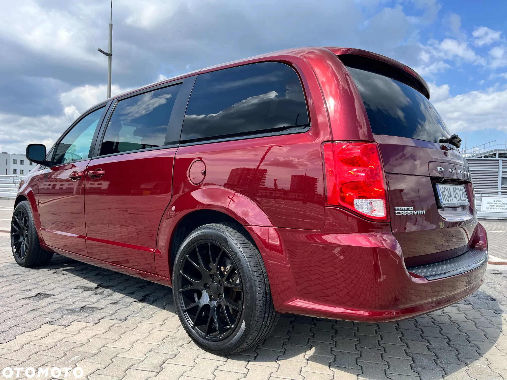 Dodge Grand Caravan - 13