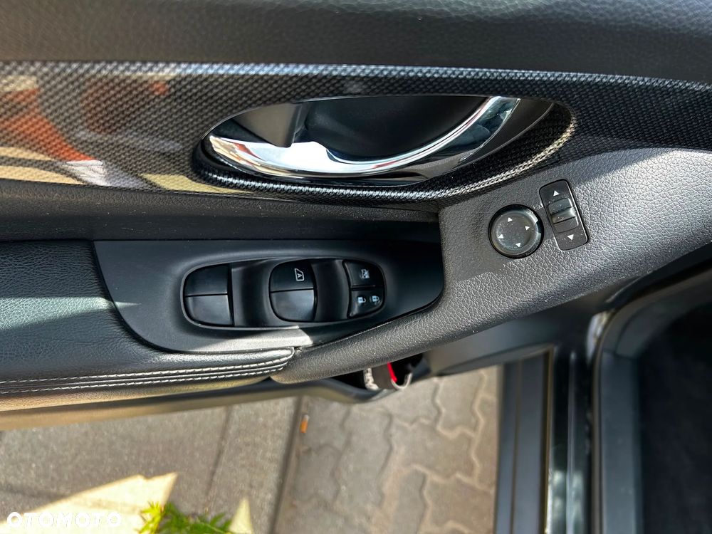 Nissan Rogue 2.5 S AWD - 24