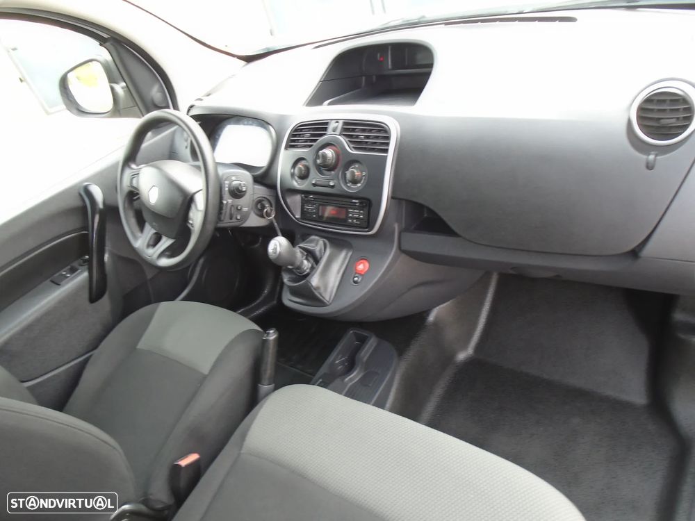 Renault Kangoo 1.5 DCI MAXI 3 LUGARES- 95 CV 6 V- IVA DEDUTIVEL - 29