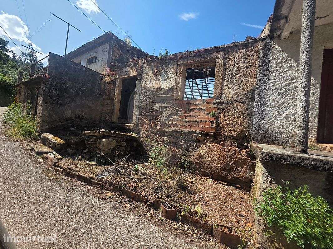Moradia T2 para venda - Grande imagem: 2/4