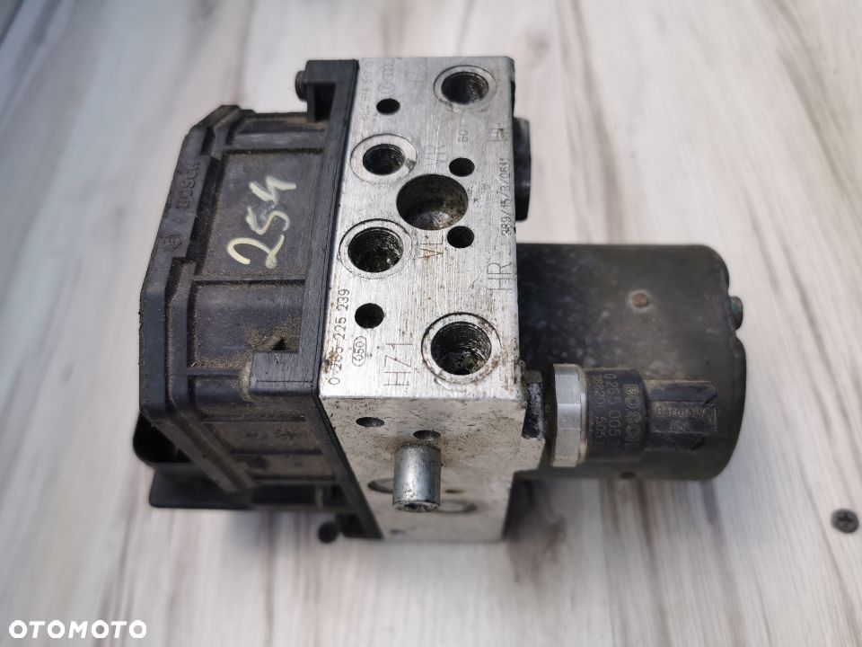 POMPA ABS Audi A4 B6 8e0619517q