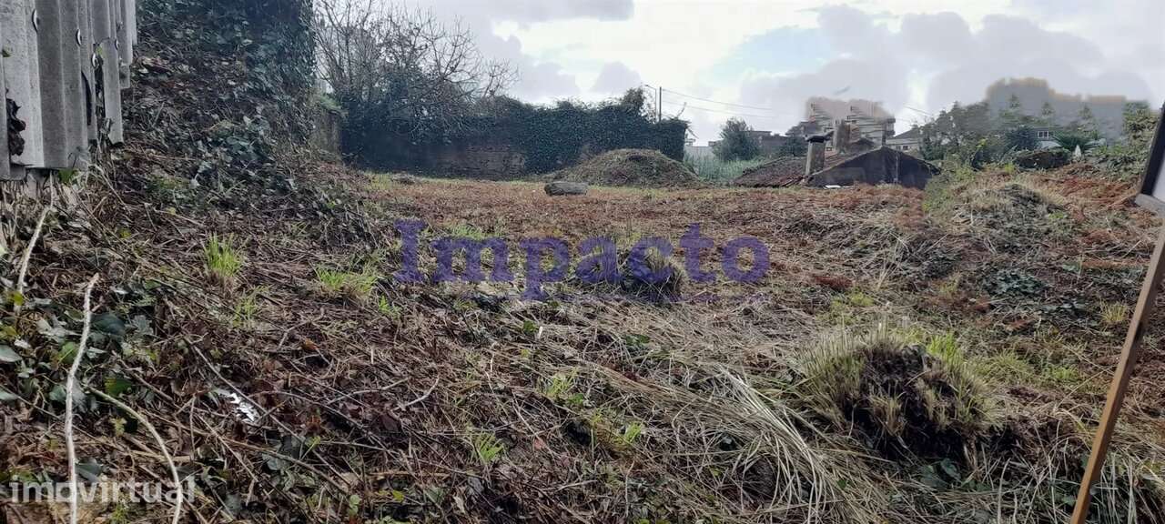 Terreno Urbano em São João da Madeira - Grande imagem: 3/9
