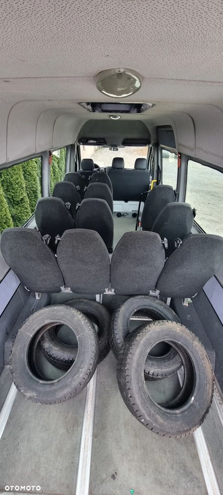 Mercedes-Benz sprinter 906 - 11