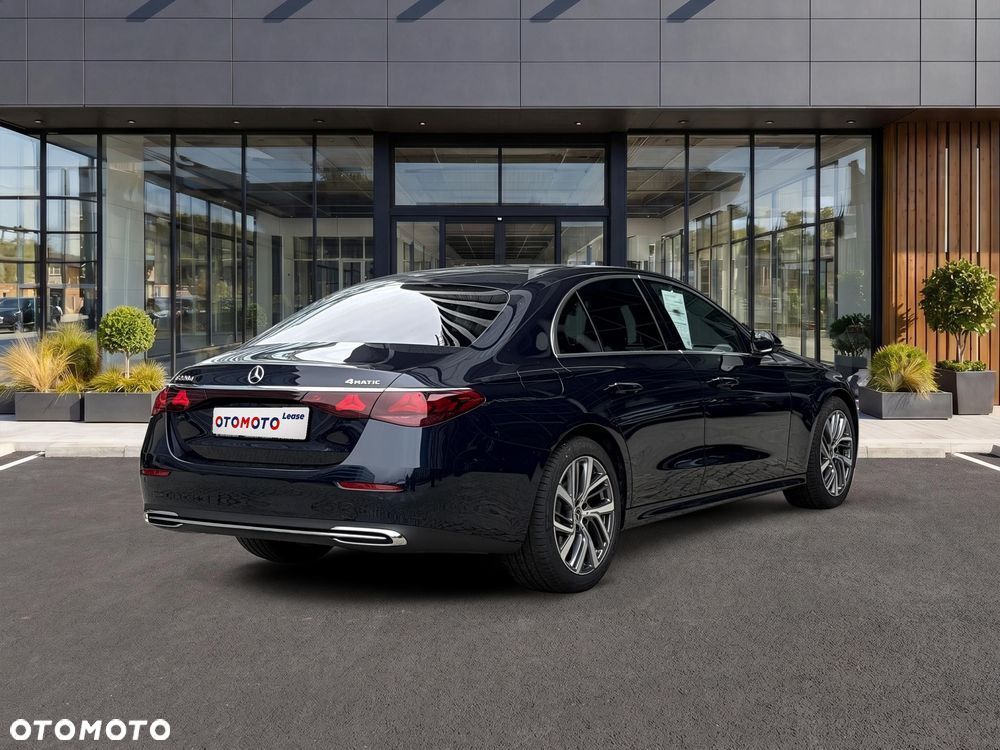 Mercedes-Benz Klasa E 220 d mHEV 4-Matic Avantgarde 9G-Tronic - 6
