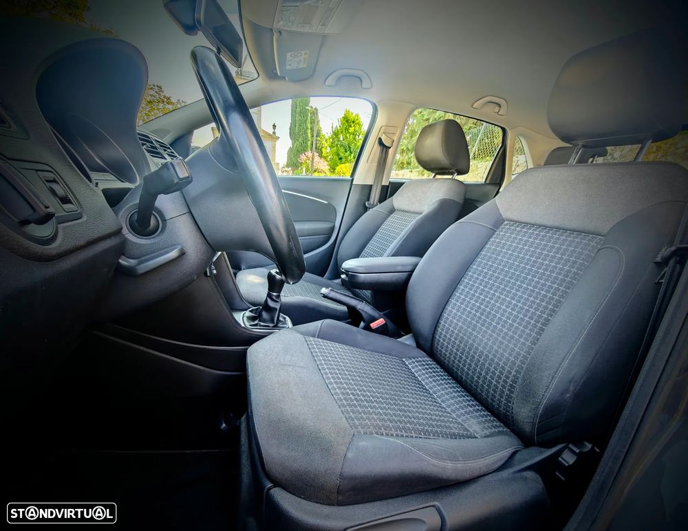 VW Polo 1.4 TDi (Blue Motion ) Comfortline - 12