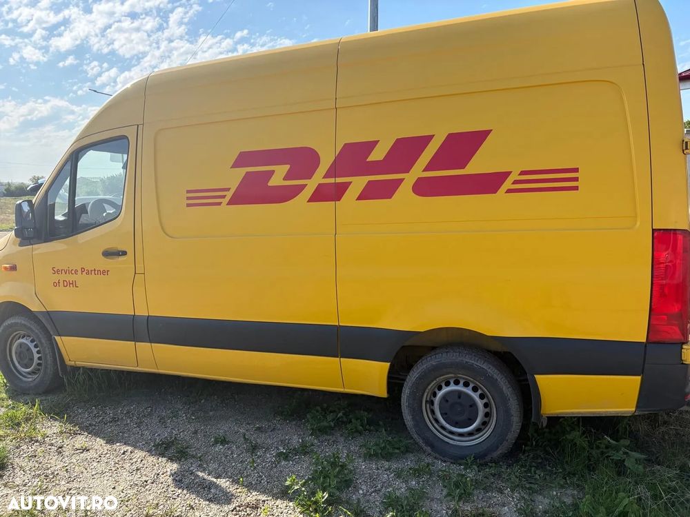 Mercedes-Benz Sprinter - 2