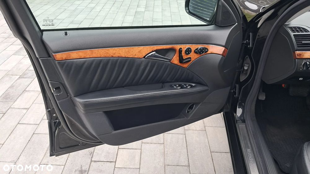 Mercedes-Benz Klasa E 320 CDI Elegance - 5