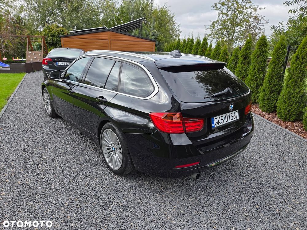 BMW Seria 3 320i Touring Luxury Line - 7