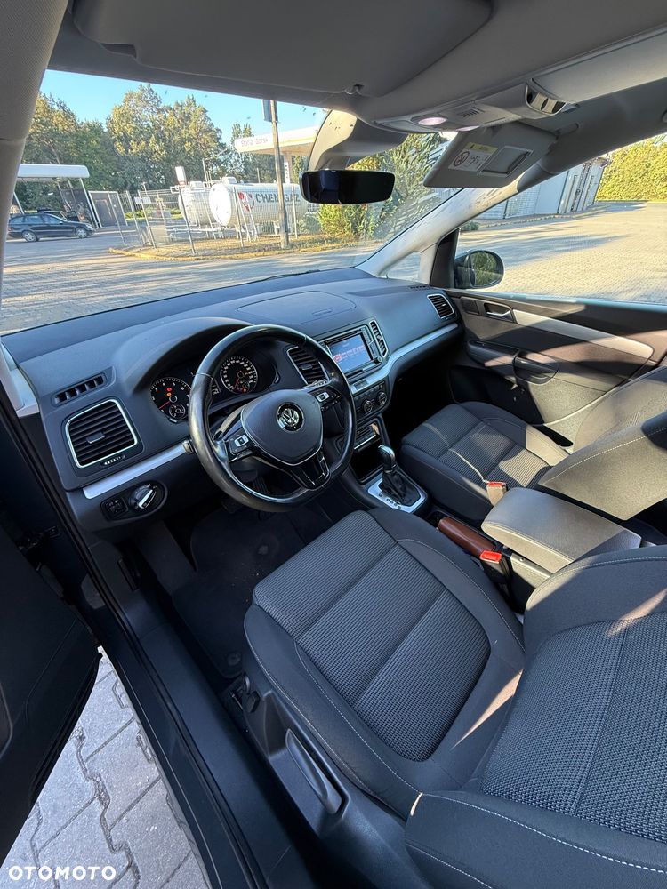 Volkswagen Sharan 1.4 TSI BMT Comfortline DSG - 25