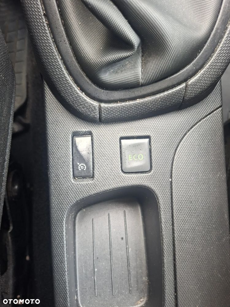 Renault Clio dCi 90 Dynamique - 12