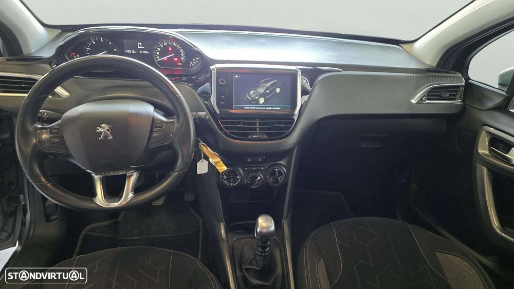 Peugeot 2008 BlueHDi 100 Allure - 18