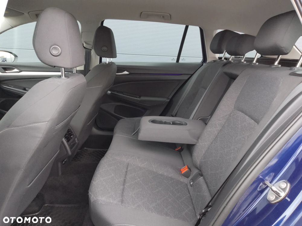 Volkswagen Golf 2.0 TDI SCR DSG Life - 19