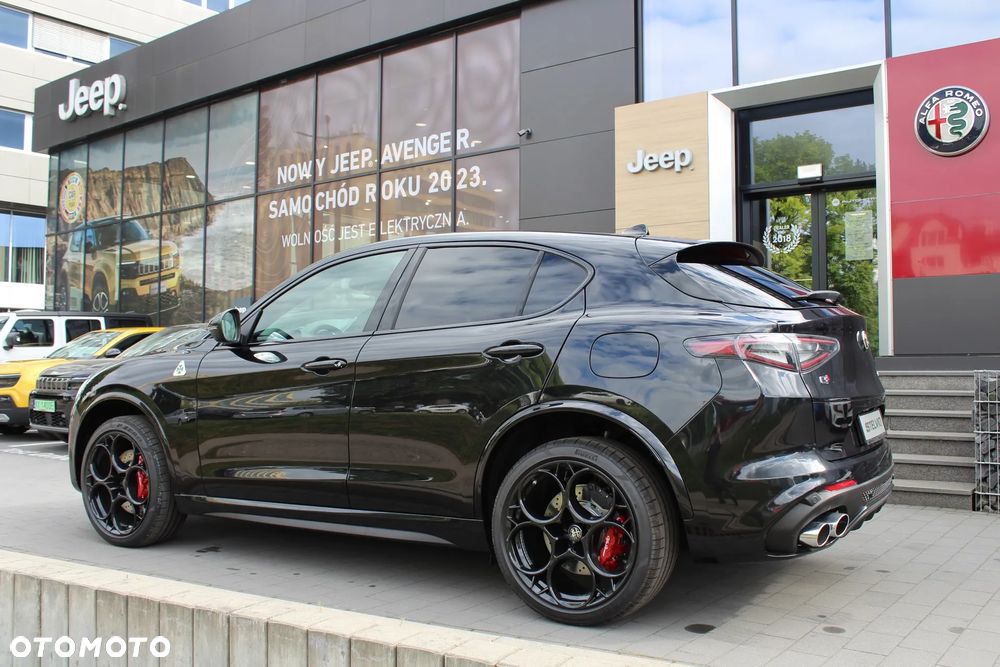 Alfa Romeo Stelvio 2.9 Bi Turbo V6 Quadrifoglio Q4 - 3