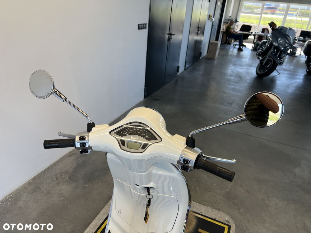 Vespa Primavera - 11