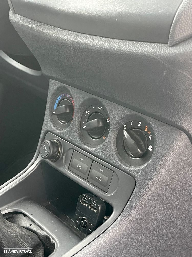 Ford Connect 1.8 Tdci Caixa Alta e Longa - 13