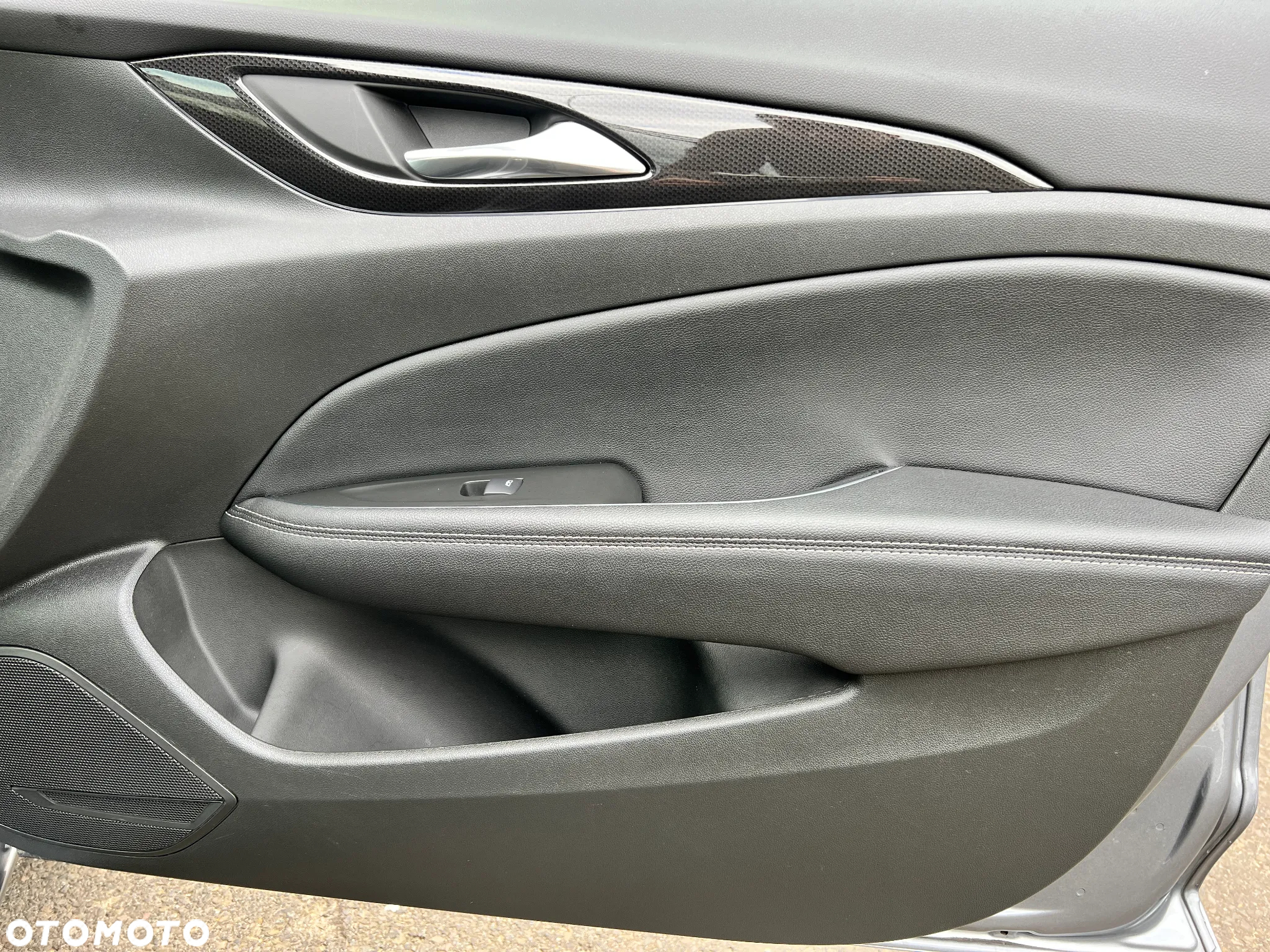 Opel Insignia 2.0 CDTI Elegance S&S - 17